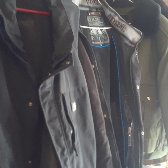 Clothes - Picture 1 of 7